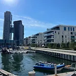 Yacht Park *